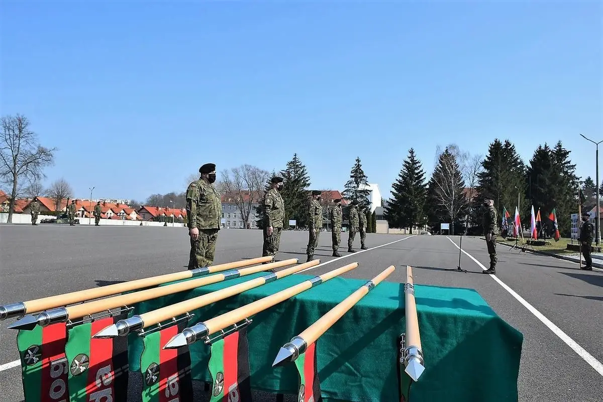 Obchody święta w 23 Śląskim Pułku Artylerii w Bolesławcu