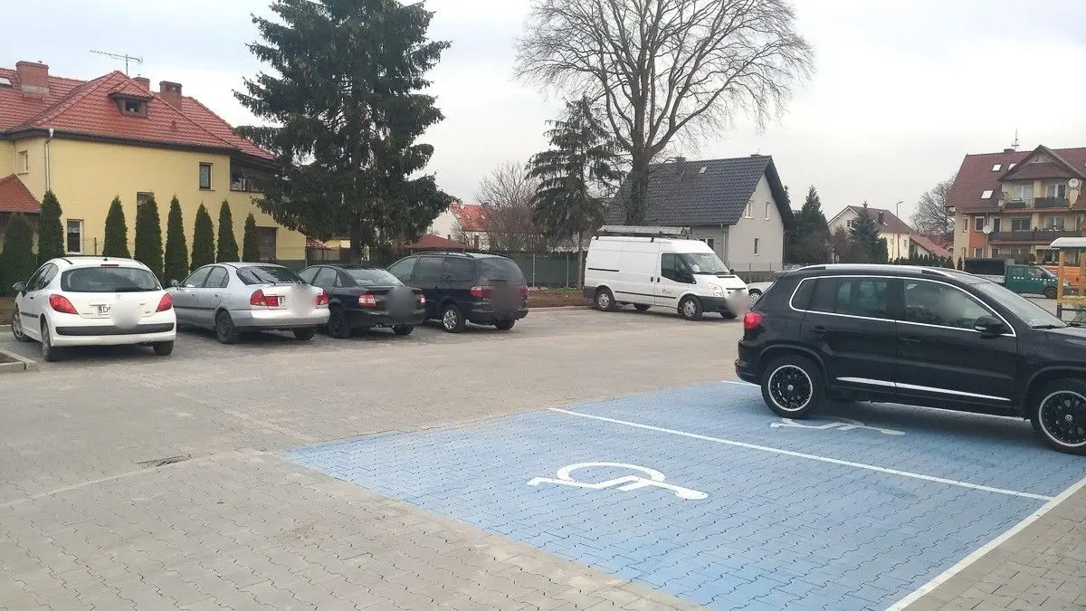 Biedronka przy ul. Mostowej w Bolesławcu ponownie otwarta