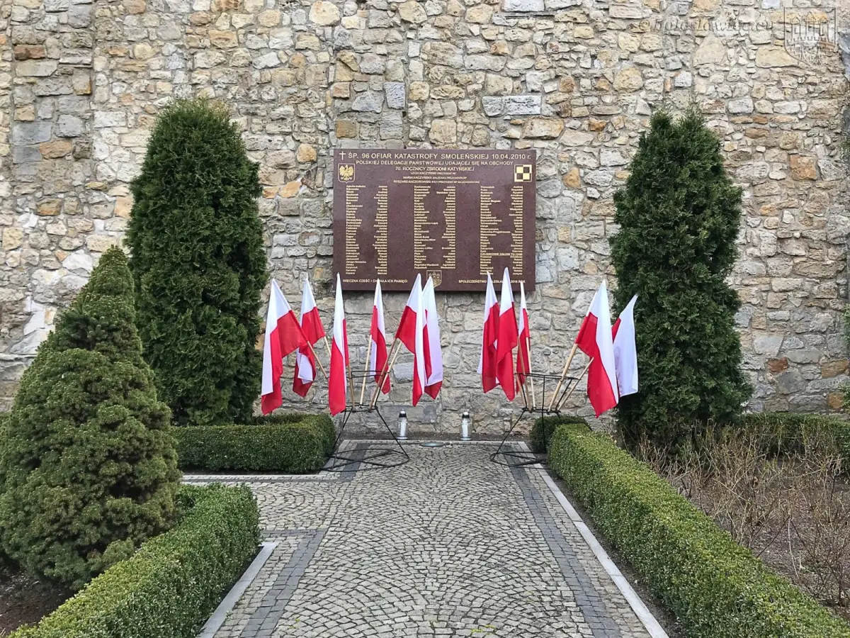 Uroczystość z okazji 11. rocznicy katastrofy smoleńskiej w Bolesławcu