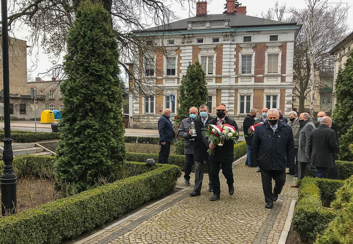 Uroczystość z okazji 11. rocznicy katastrofy smoleńskiej w Bolesławcu