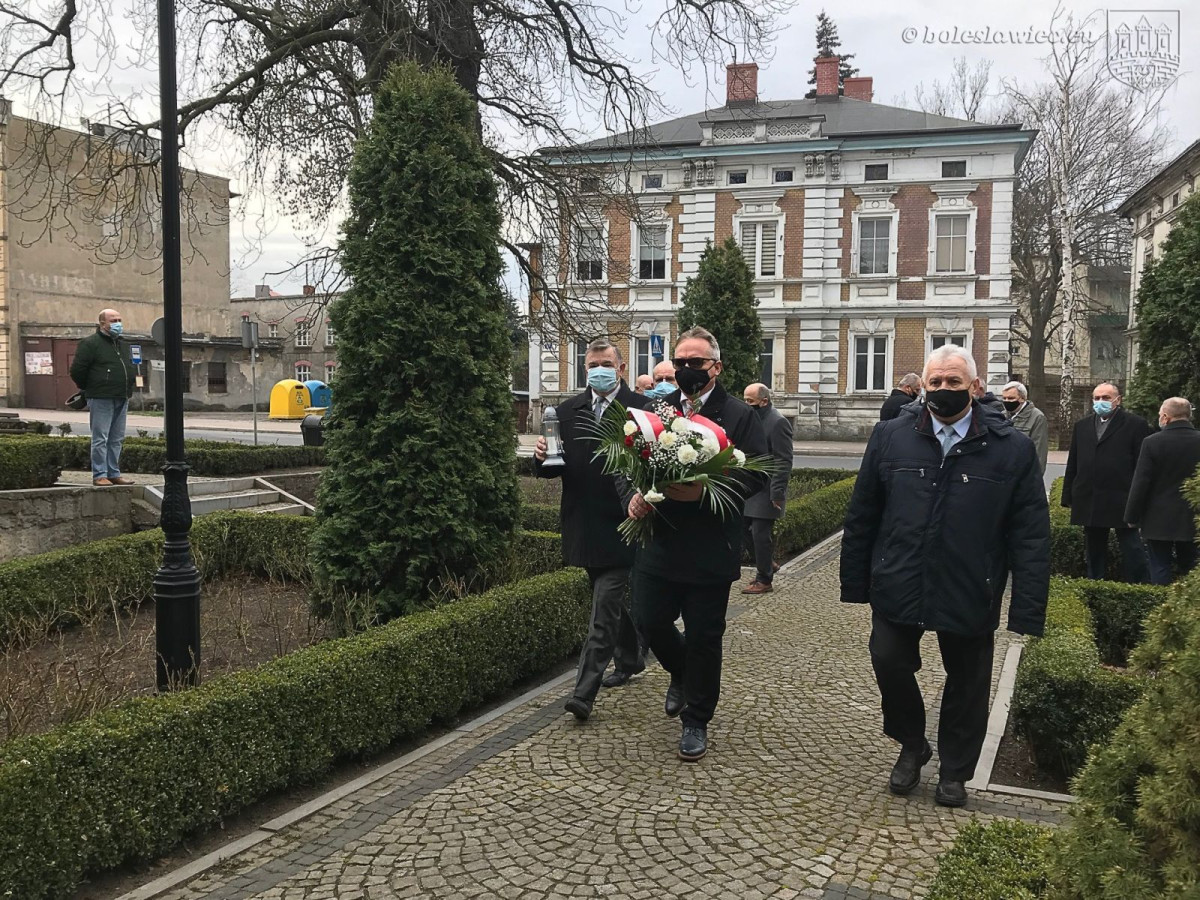 Uroczystość z okazji 11. rocznicy katastrofy smoleńskiej w Bolesławcu