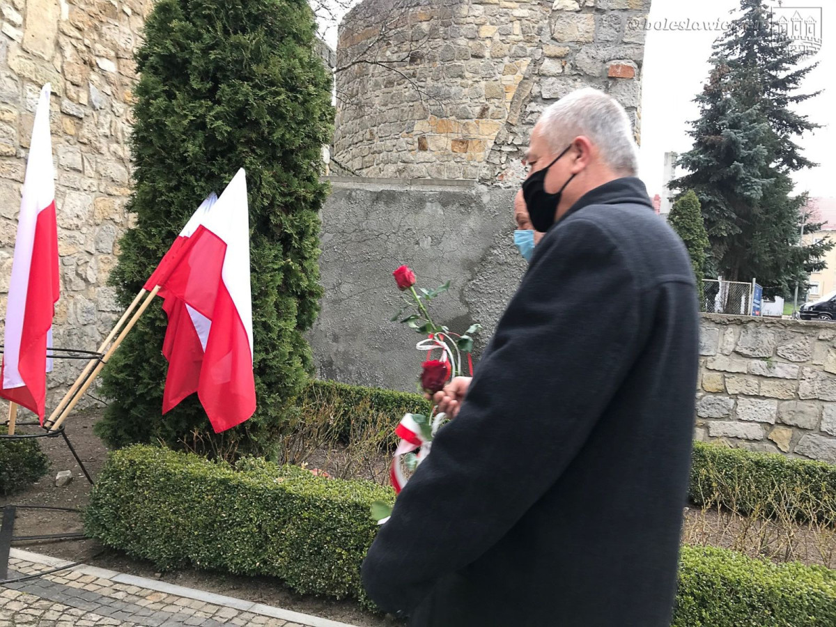 Uroczystość z okazji 11. rocznicy katastrofy smoleńskiej w Bolesławcu