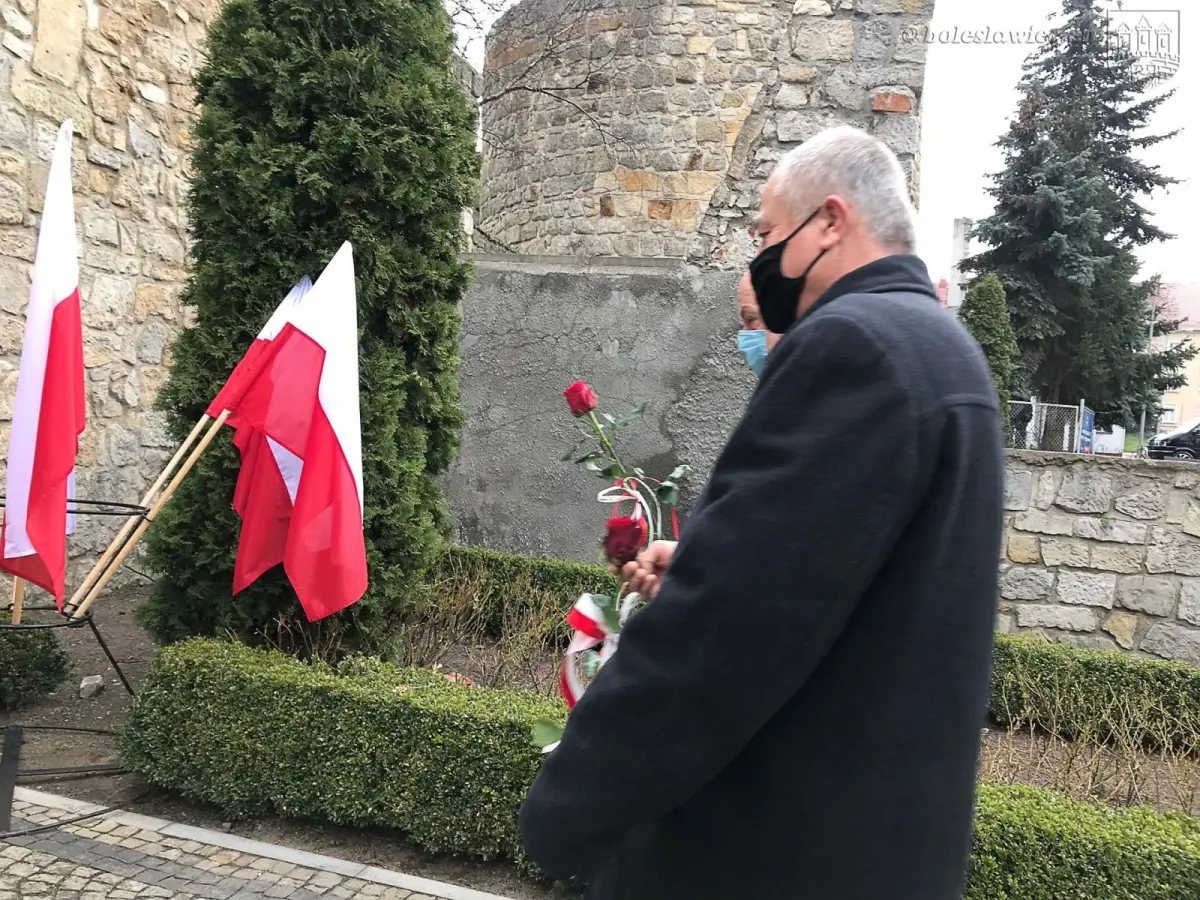 Uroczystość z okazji 11. rocznicy katastrofy smoleńskiej w Bolesławcu