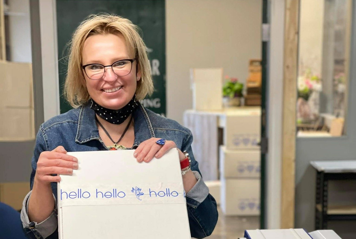 Anna does not just sell pottery, she sells the charm and traditions of the city of ceramics!