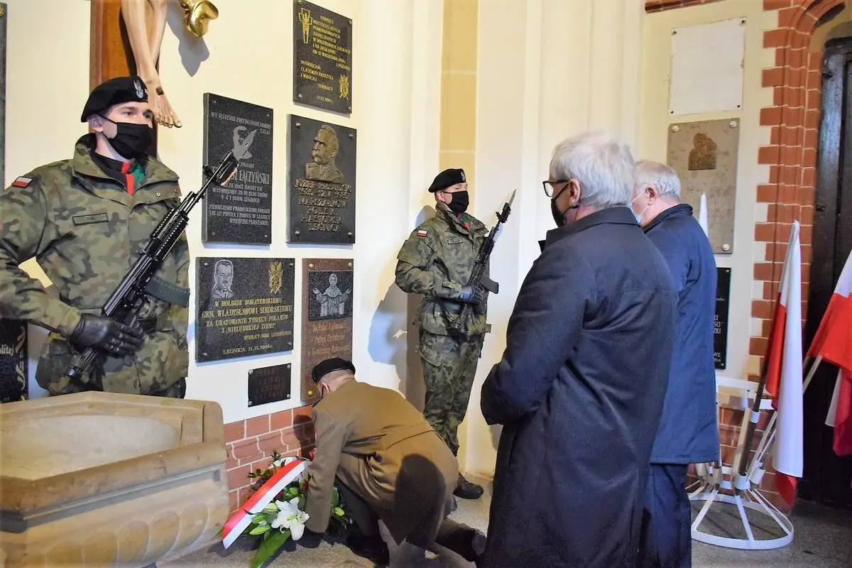 Uroczystości majowe z udziałem bolesławieckich artylerzystów