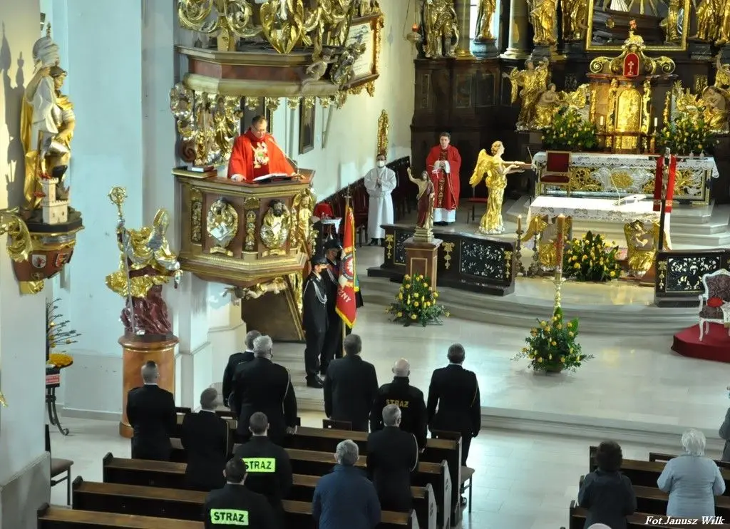 Uroczystości majowe z udziałem strażaków z KP PSP Bolesławiec