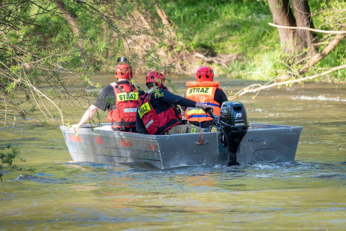 Akcja ratownicza na rzece Bóbr w Bolesławcu