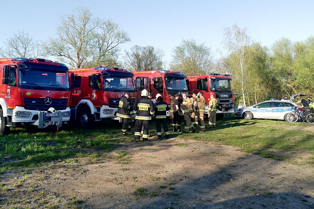 Poszukiwania mężczyzny, który wpadł do Bobru