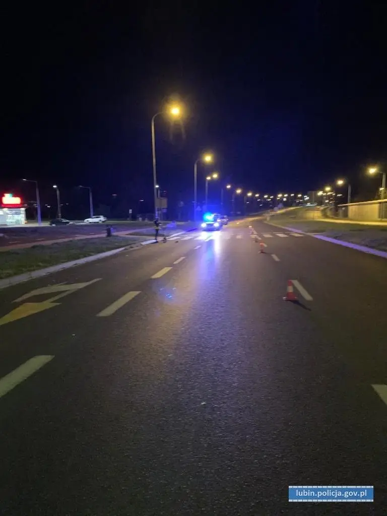 Pozostałości powypadkowe na jezdni