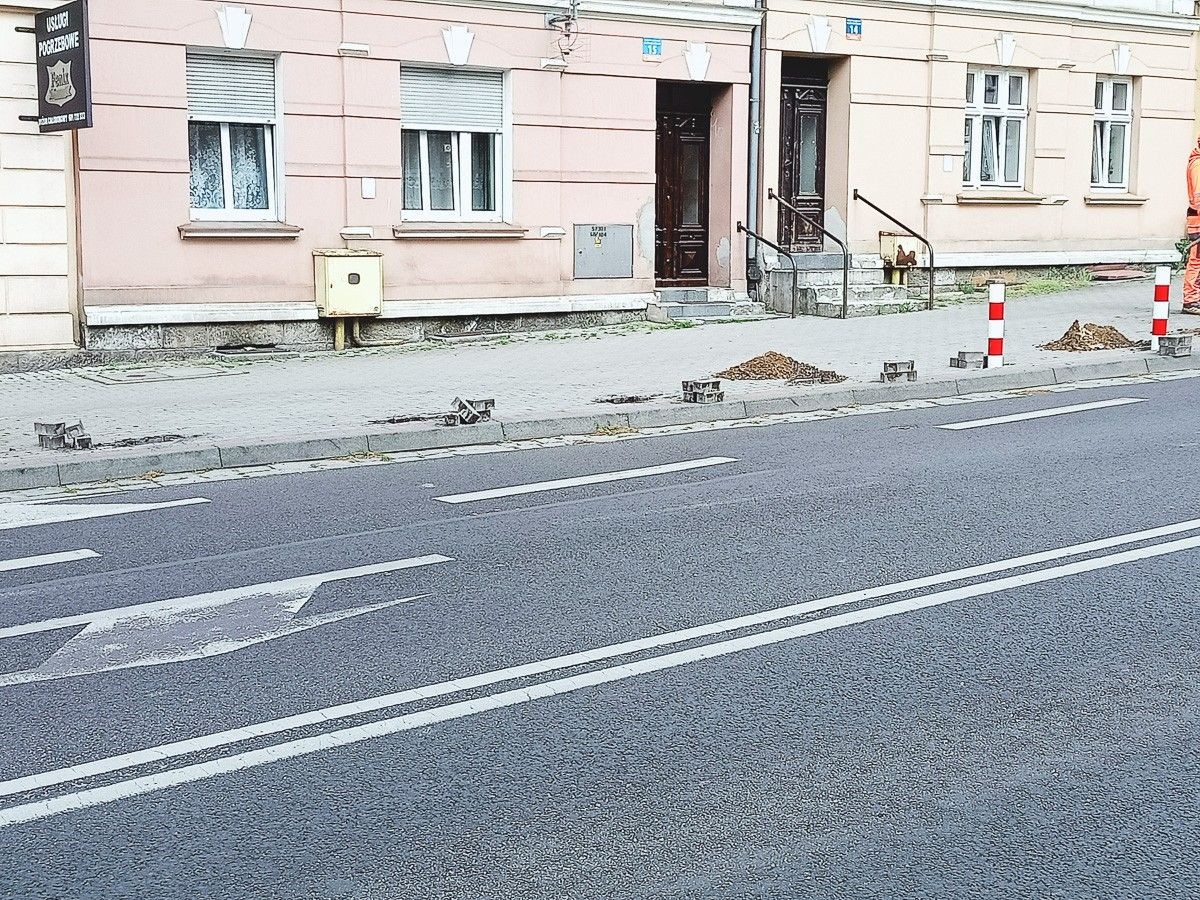 Prace przy ulicy Karola Miarki w Bolesławcu