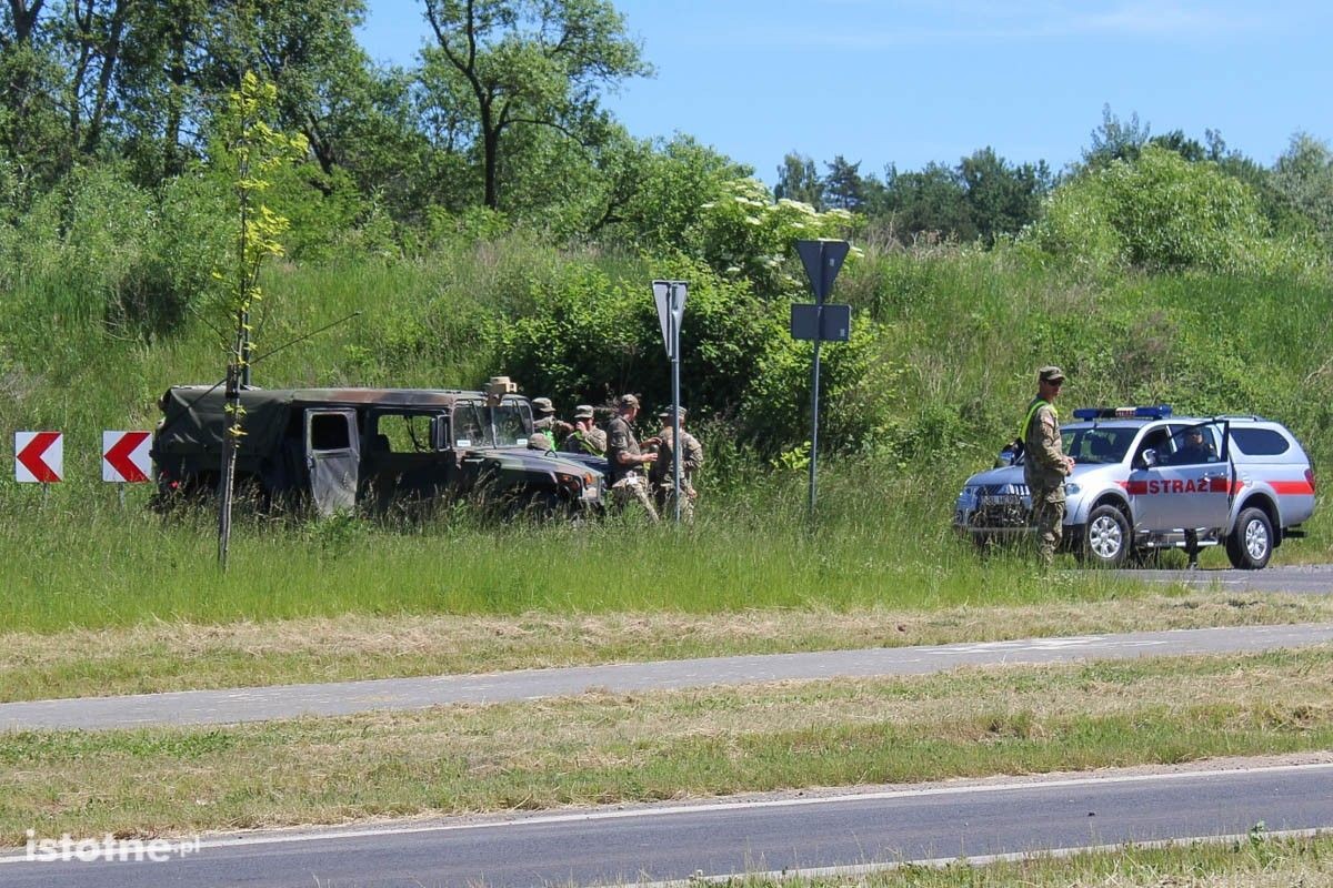 Kolizja dwóch pojazdów US Army na obwodnicy Bolesławca