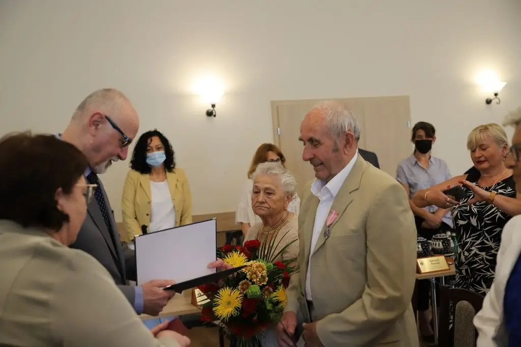 Урочистість під час засідання Ради гміни Болеславець