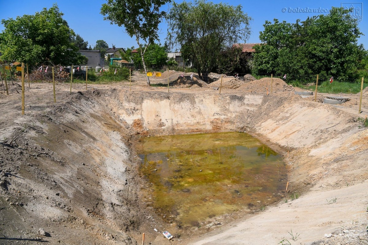 Prace przy ulicy Konradowskiej w Bolesławcu