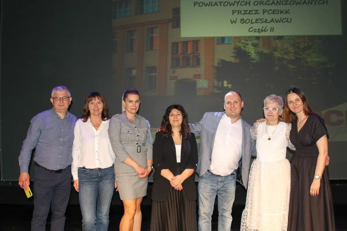 Powiatowa uroczystość w Teatrze Starym w Bolesławcu