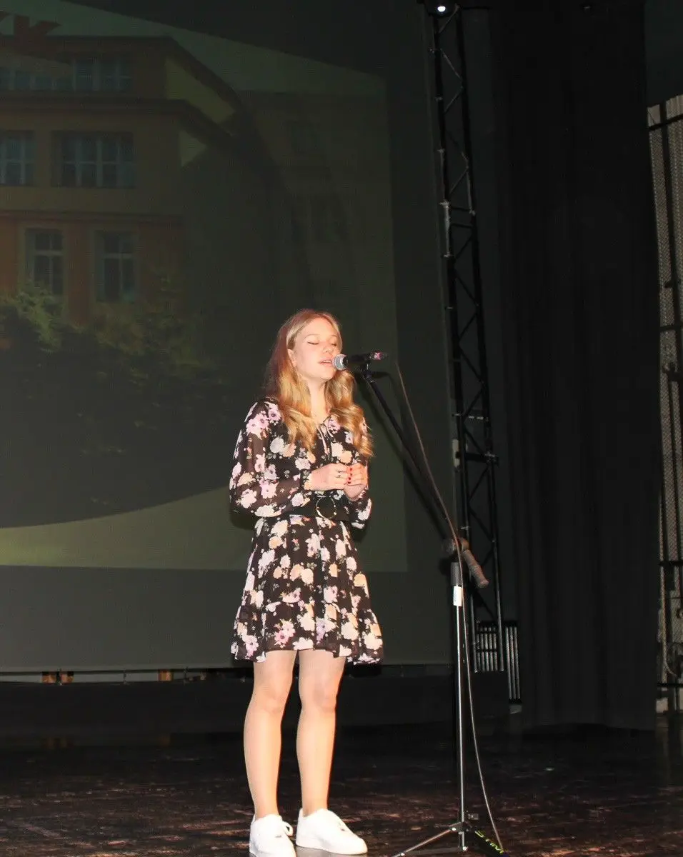 Powiatowa uroczystość w Teatrze Starym w Bolesławcu