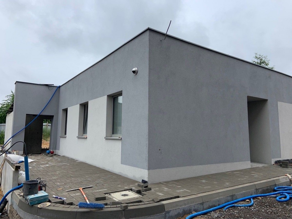 Prace przy budowie nowej komendy policji w Bolesławcu