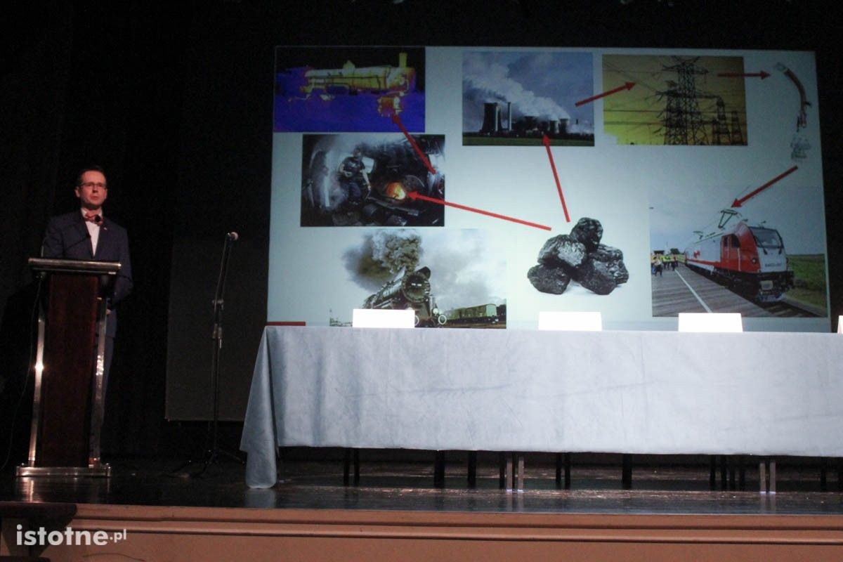 Podpisanie porozumienia między powiatem bolesławieckim a Politechniką Wrocławską