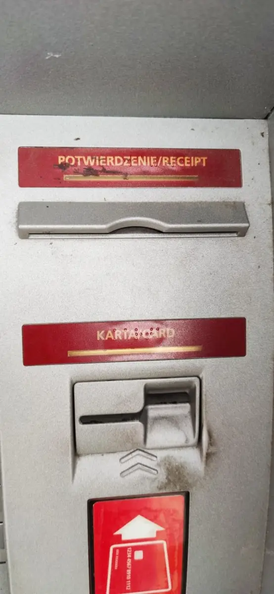 Brud na bankomacie w Nowogrodźcu