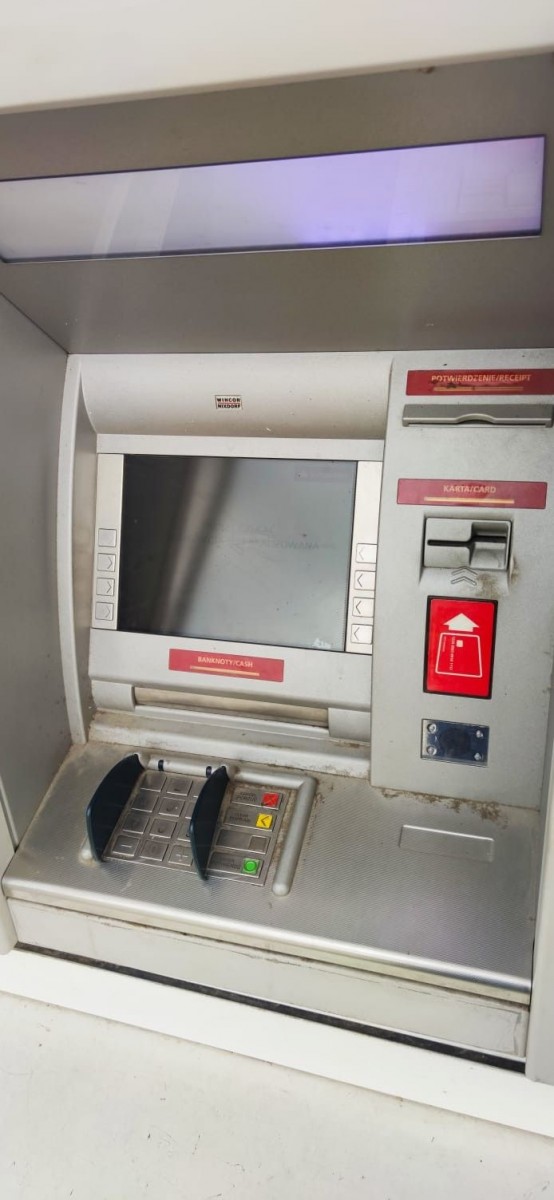 Brud na bankomacie w Nowogrodźcu