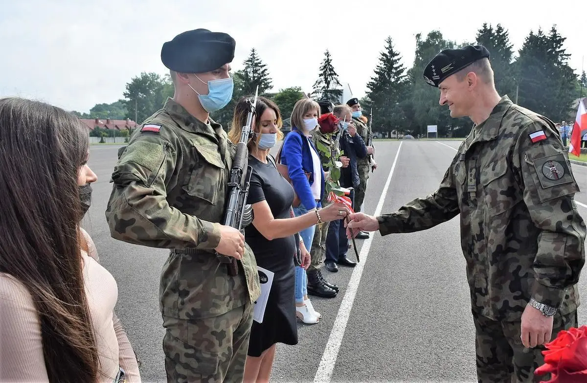 23 Śląski Pułk Artylerii w Bolesławcu: elewi przysięgali