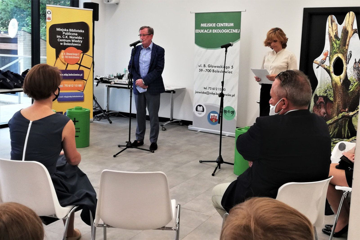 Zebrali 1,2 TONY niebezpiecznych odpadów