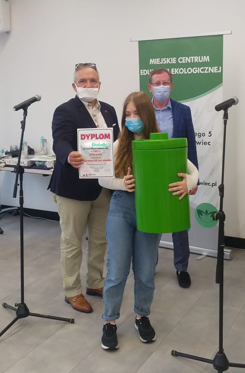 Zebrali 1,2 TONY niebezpiecznych odpadów