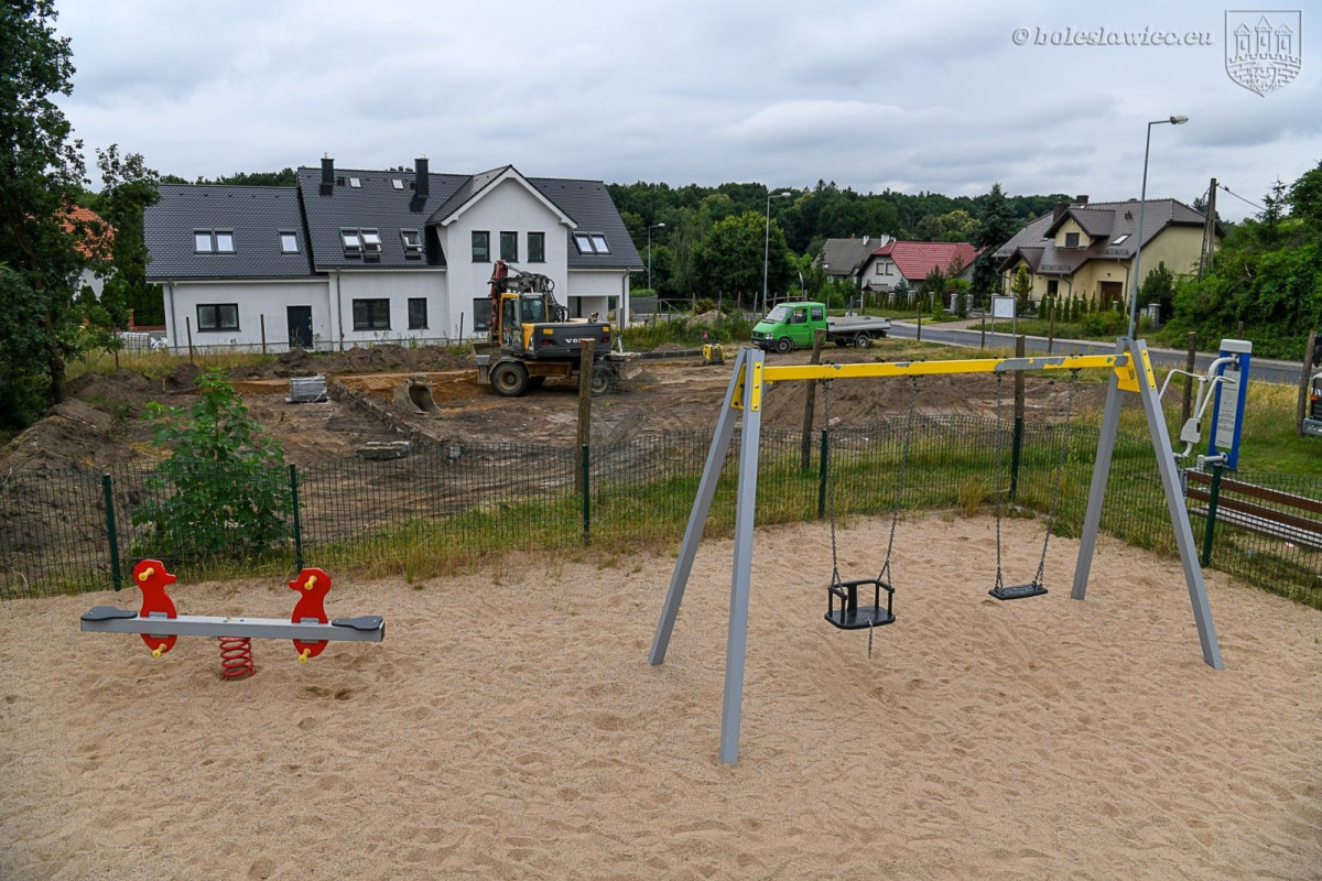 Prace przy ulicy Śluzowej w Bolesławcu