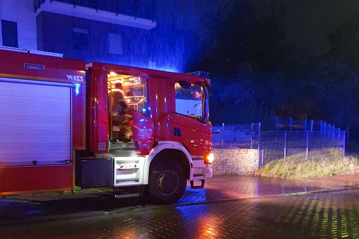 Akcja strażaków przy ulicy Śluzowej w Bolesławce