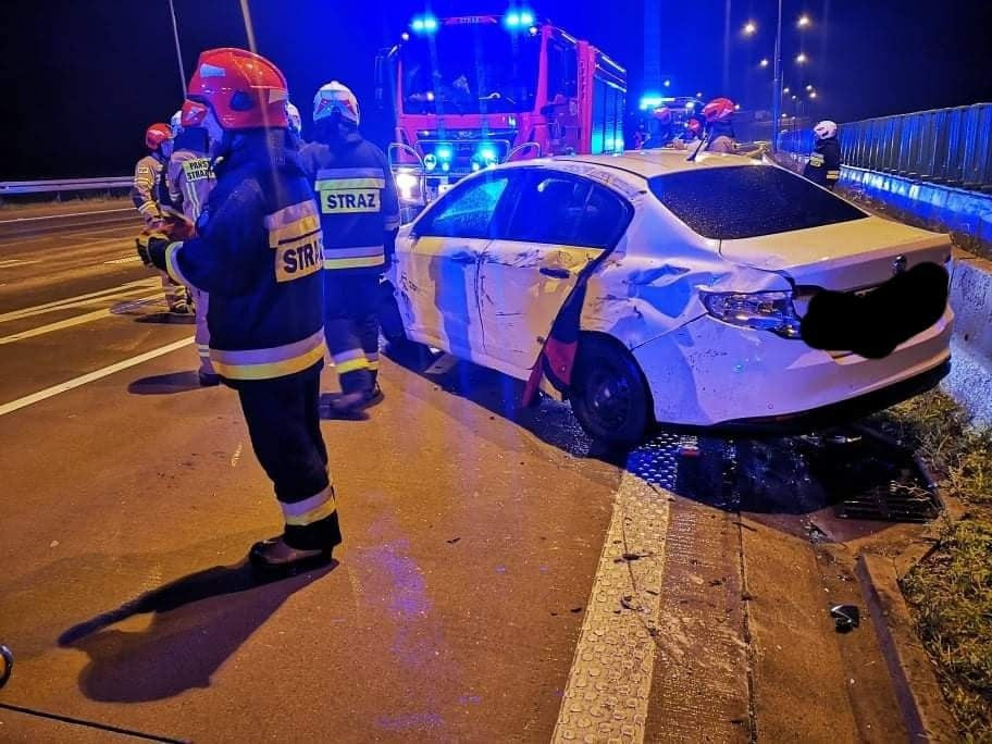 Akcja straży pożarnej na rozwidleniu A4 i A18