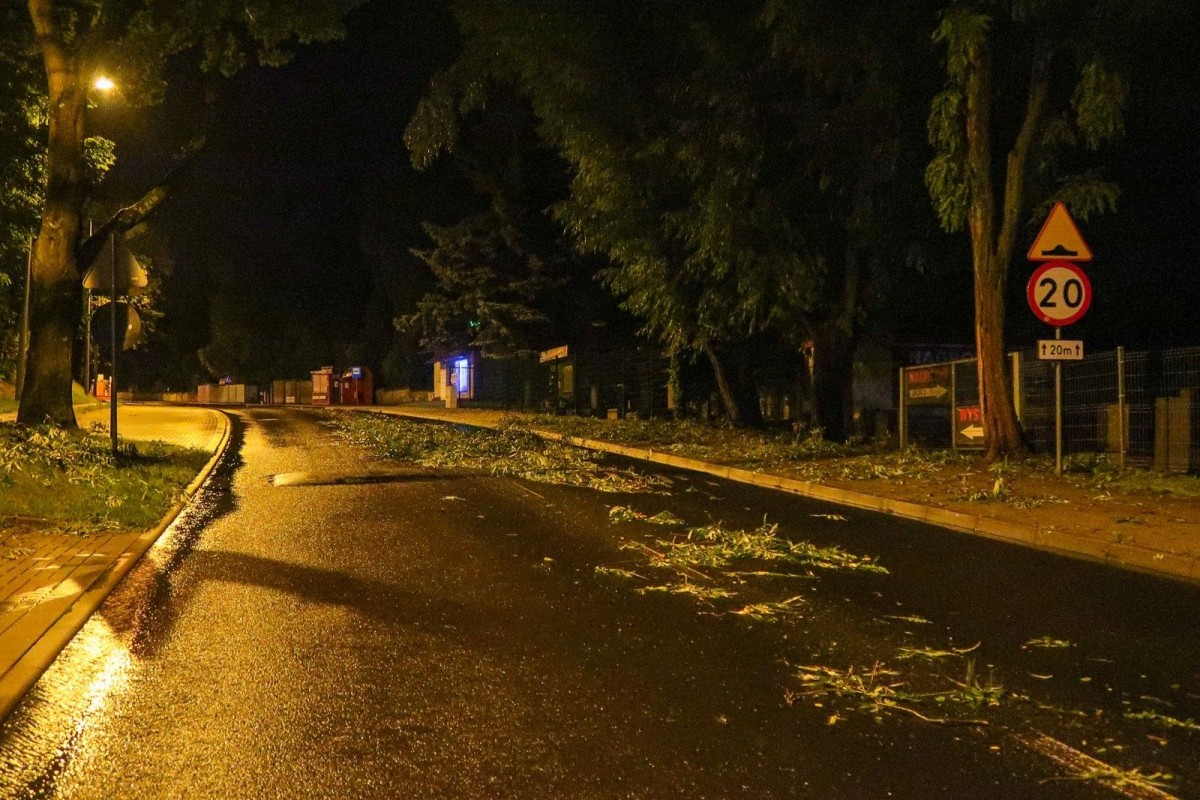 Efekty nawałnicy w powiecie bolesławieckim