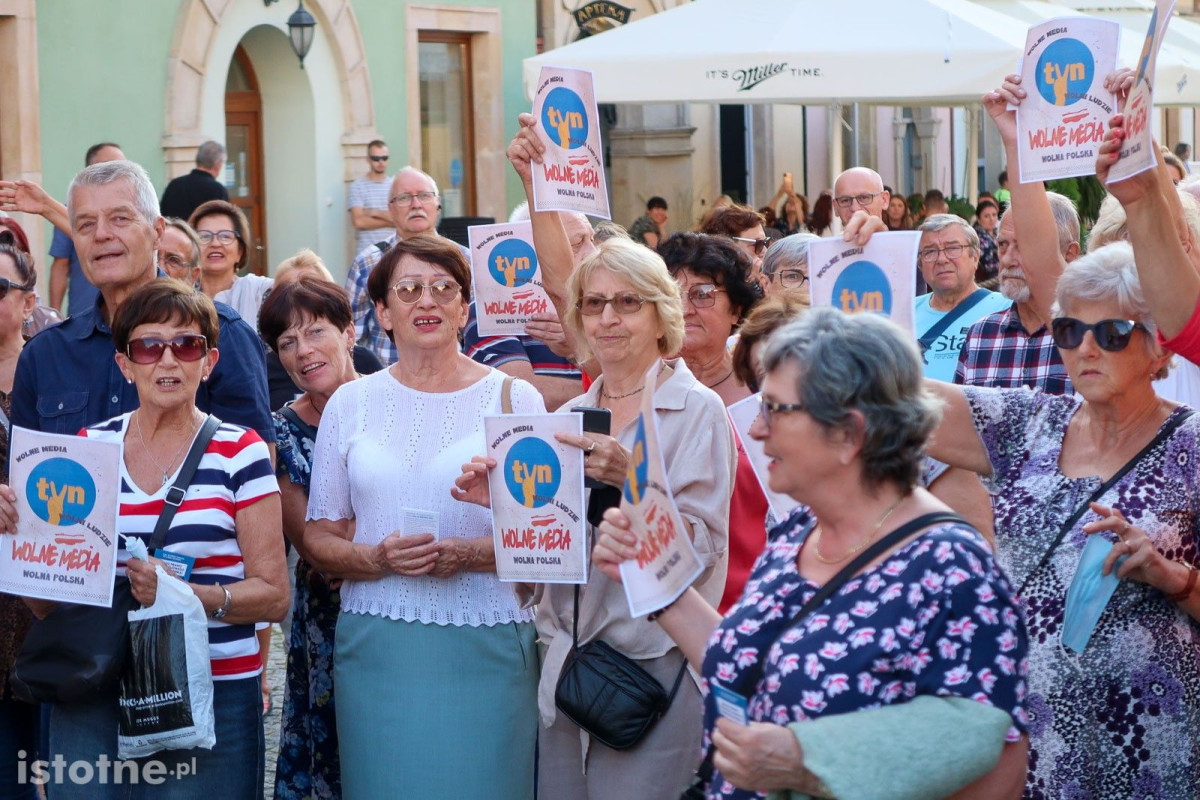 Protest w obronie TVN