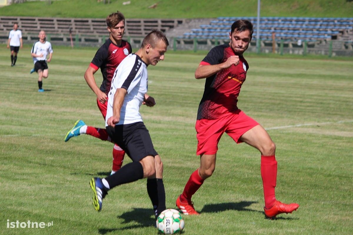 BKS wysoko wygrywa z Twardym Świętoszów