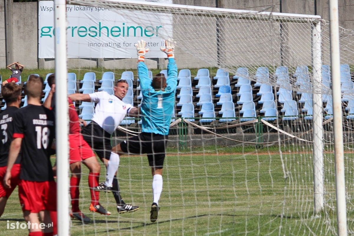 BKS wysoko wygrywa z Twardym Świętoszów