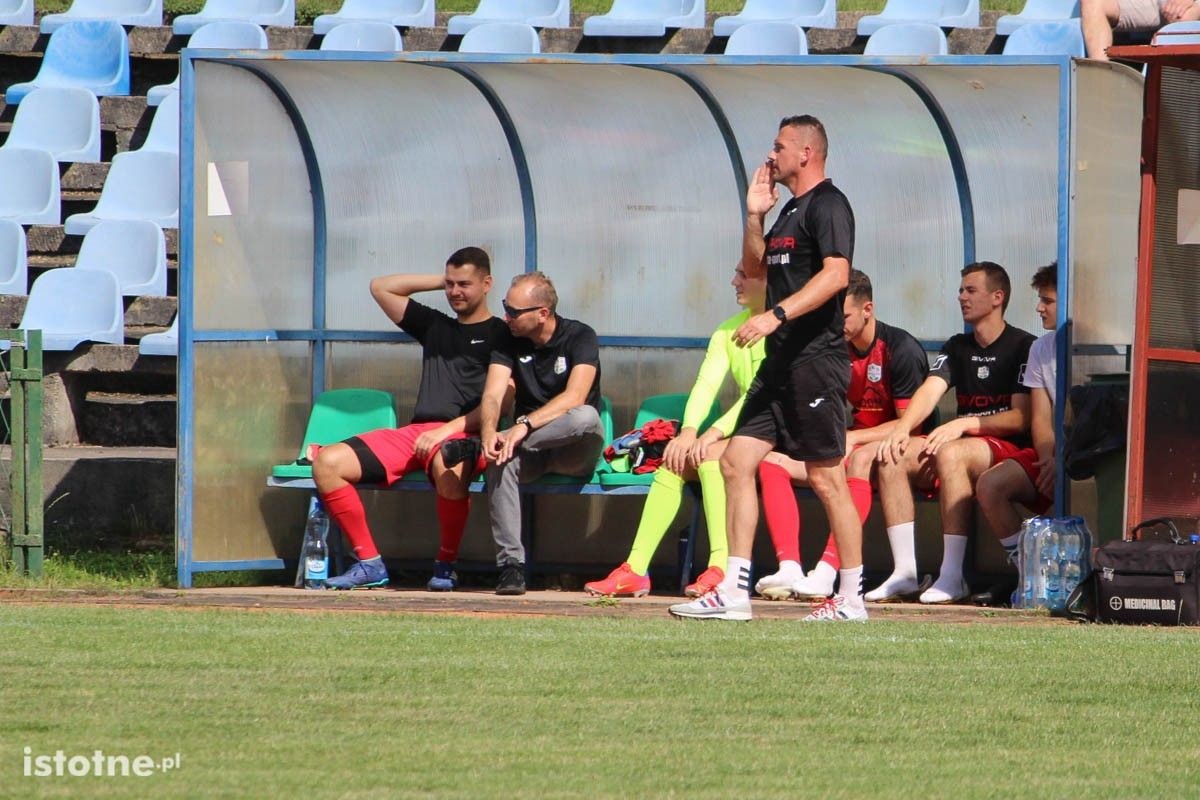 BKS wysoko wygrywa z Twardym Świętoszów