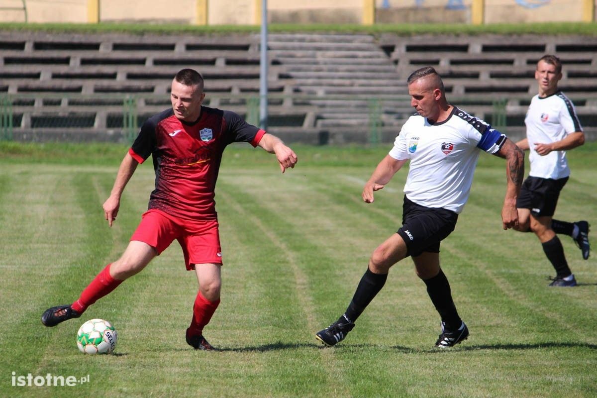 BKS wysoko wygrywa z Twardym Świętoszów