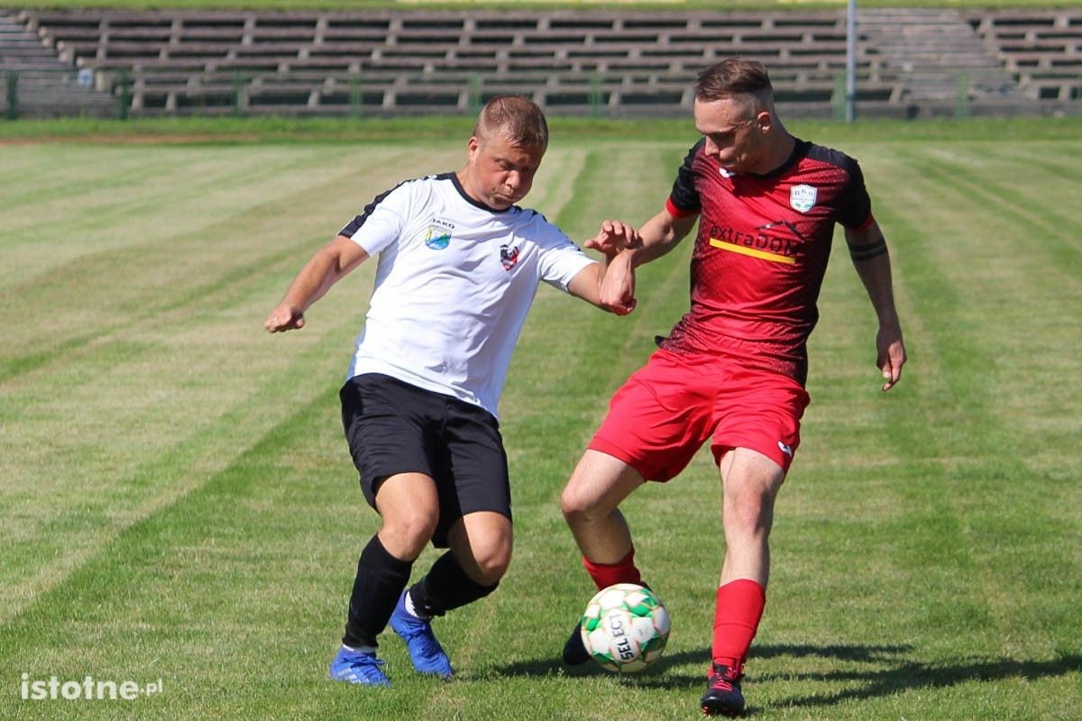 BKS wysoko wygrywa z Twardym Świętoszów