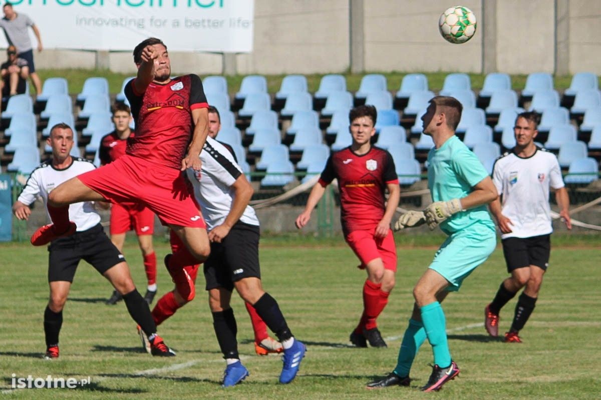 BKS wysoko wygrywa z Twardym Świętoszów