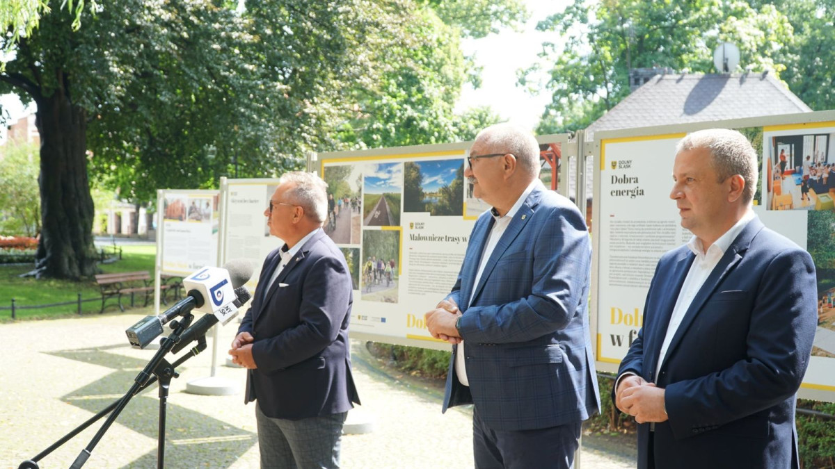 Wystawa plenerowa „Dolny Śląsk w formie” na bolesławieckich plantach