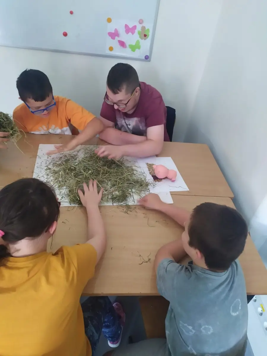 Warsztaty sensoryczne w szkole specjalnej w Bolesławcu