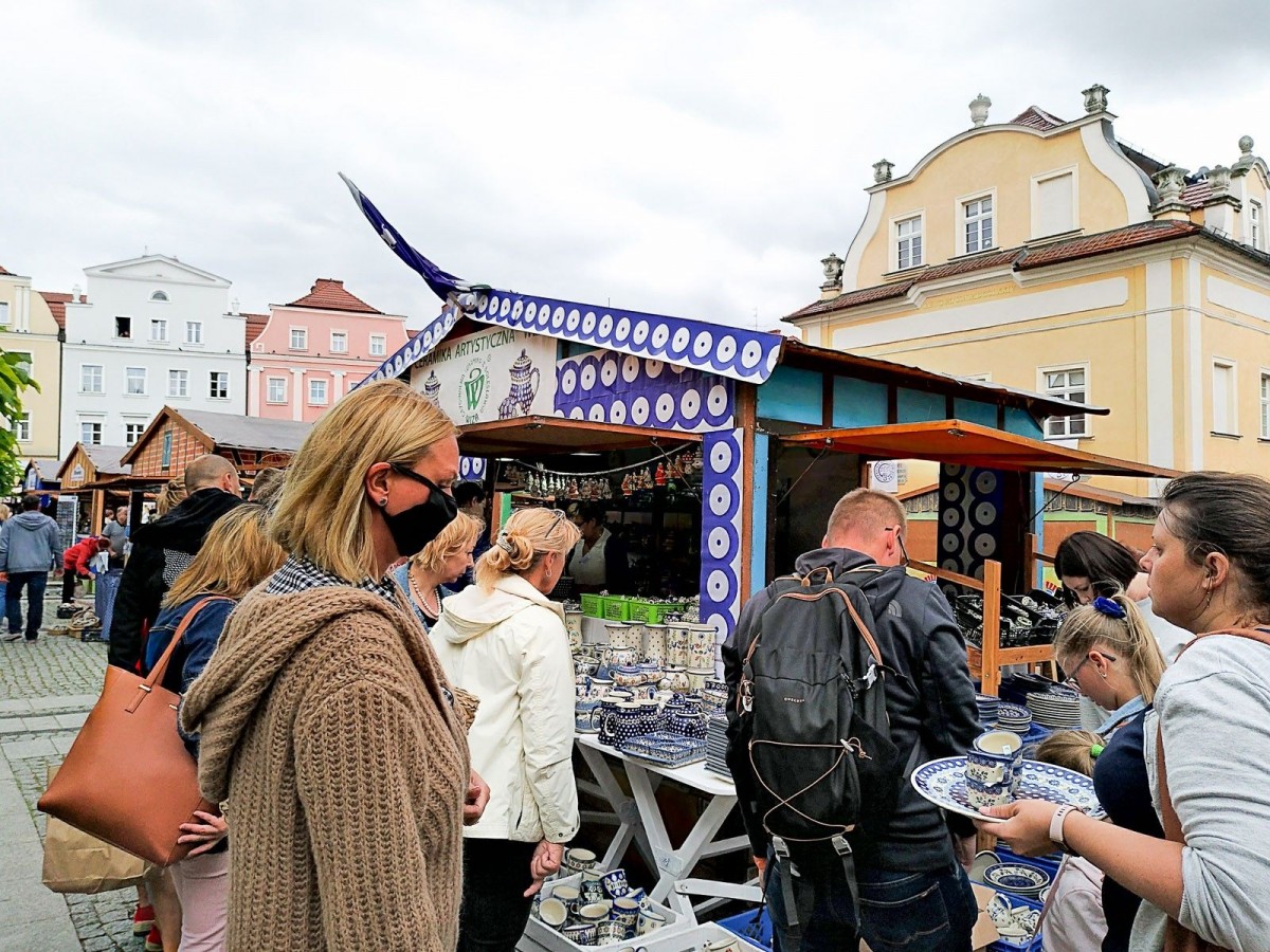 27. Bolesławieckie Dni Ceramiki dzień pierwszy targów