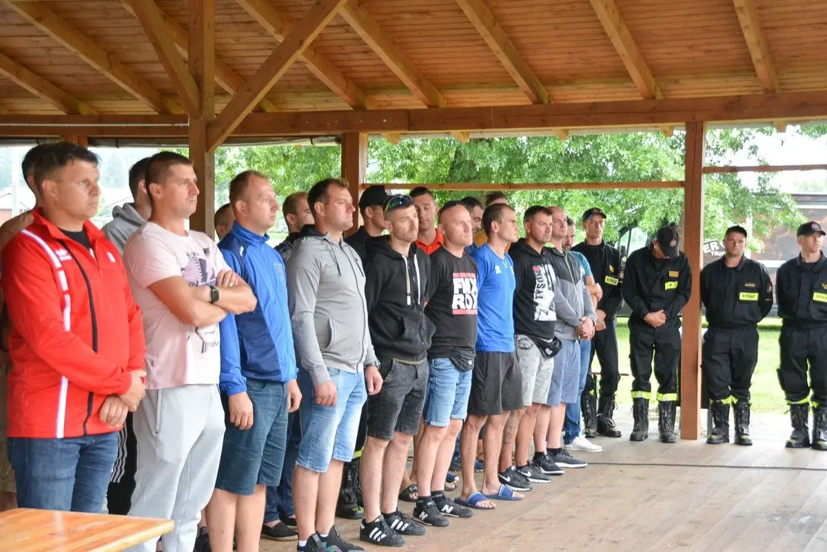 Mistrzostwa straży pożarnej w siatkówce plażowej w Bolesławcu – uroczystość finałowa