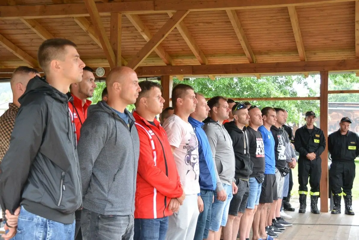 Mistrzostwa straży pożarnej w siatkówce plażowej w Bolesławcu – uroczystość finałowa