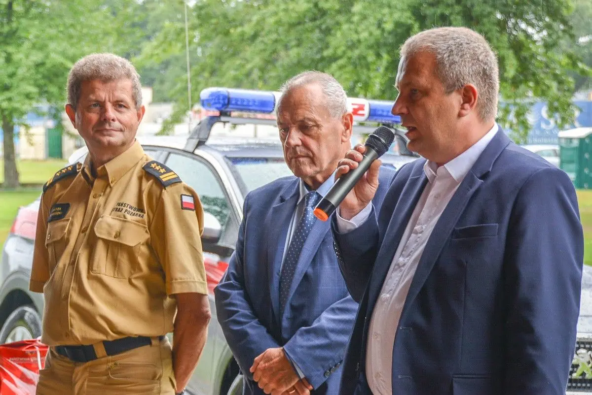 Mistrzostwa straży pożarnej w siatkówce plażowej w Bolesławcu – uroczystość finałowa