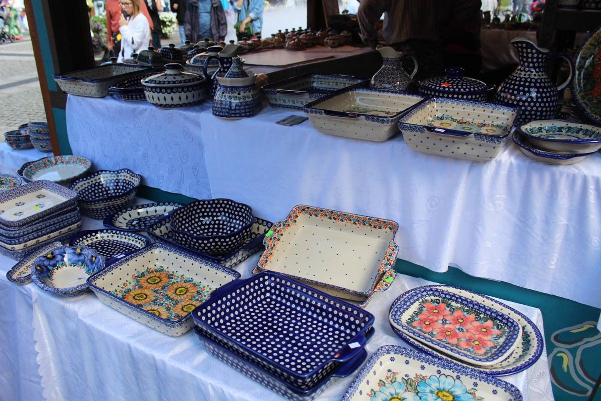 Targi ceramiczne na bolesławieckim rynku - piątek