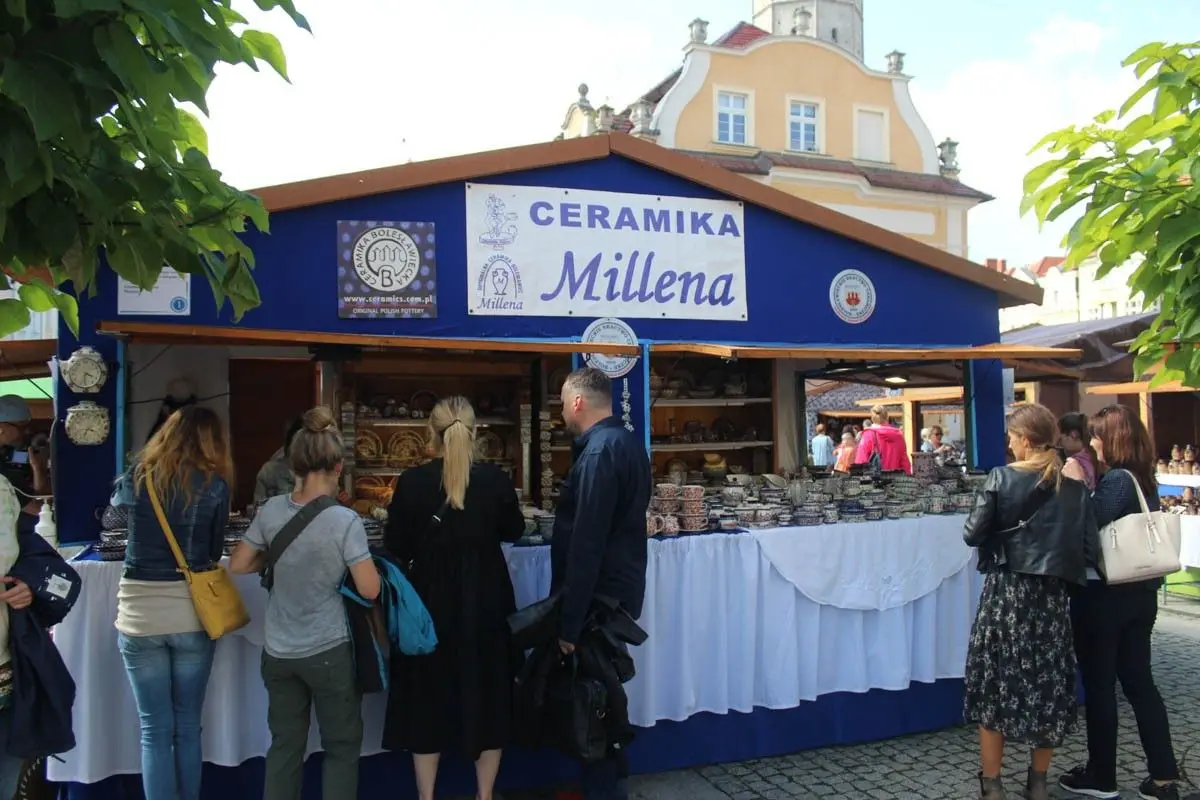 Targi ceramiczne na bolesławieckim rynku - piątek