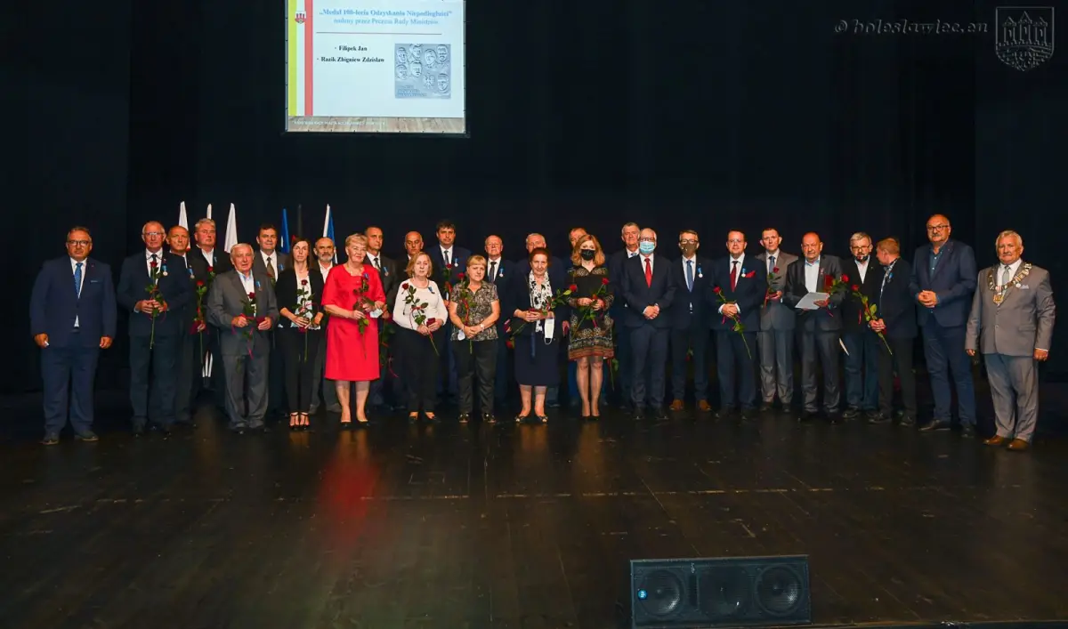 Uhonorowano bolesławieckich medyków, patriotów i zasłużonych dla naszego miasta