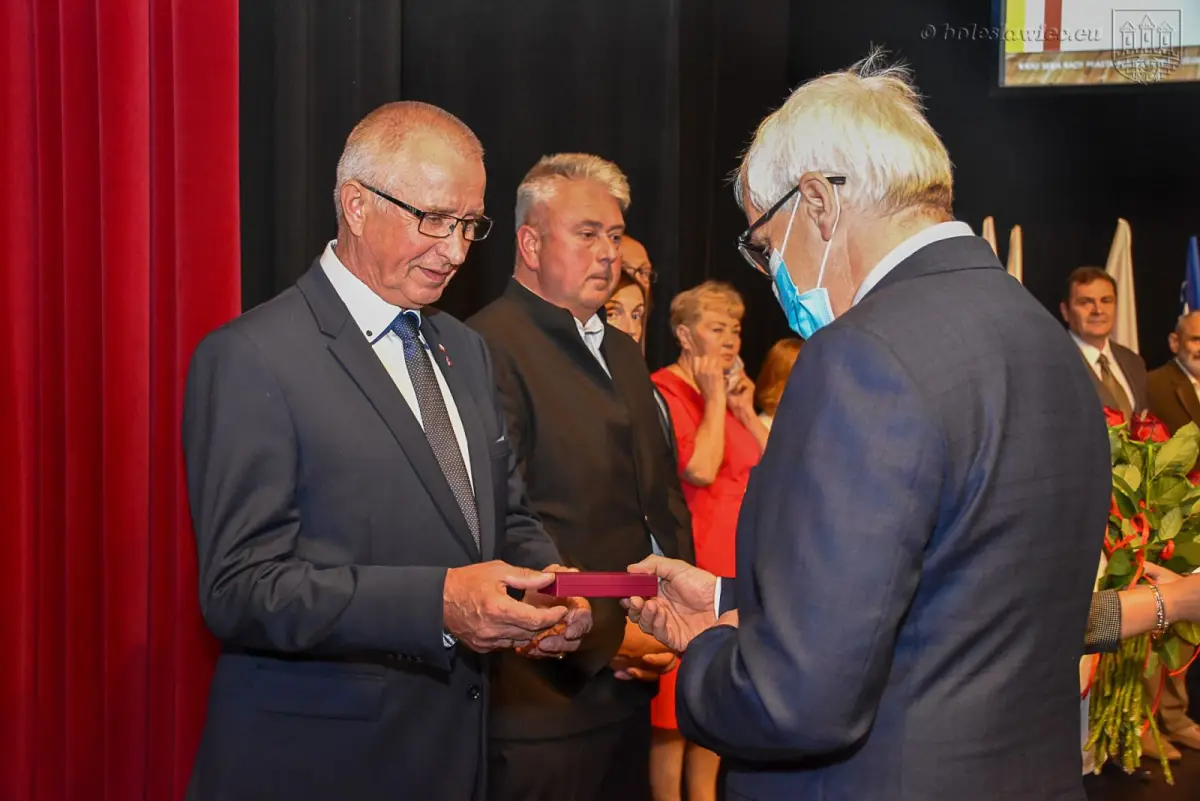Uhonorowano bolesławieckich medyków, patriotów i zasłużonych dla naszego miasta