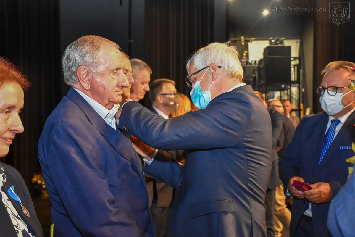 Uhonorowano bolesławieckich medyków, patriotów i zasłużonych dla naszego miasta