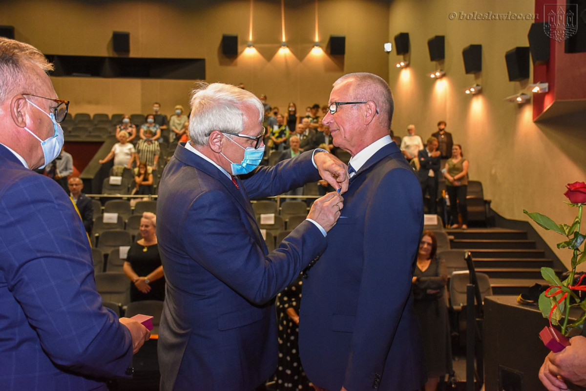 Uhonorowano bolesławieckich medyków, patriotów i zasłużonych dla naszego miasta