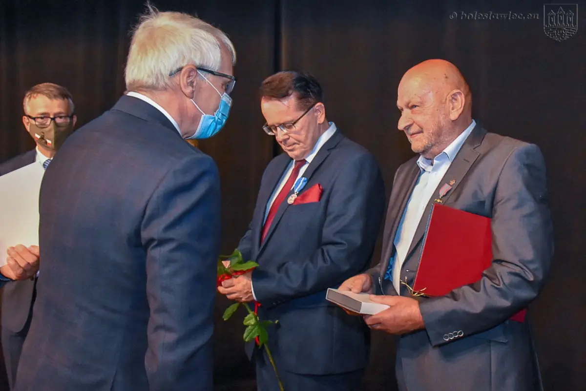 Uhonorowano bolesławieckich medyków, patriotów i zasłużonych dla naszego miasta
